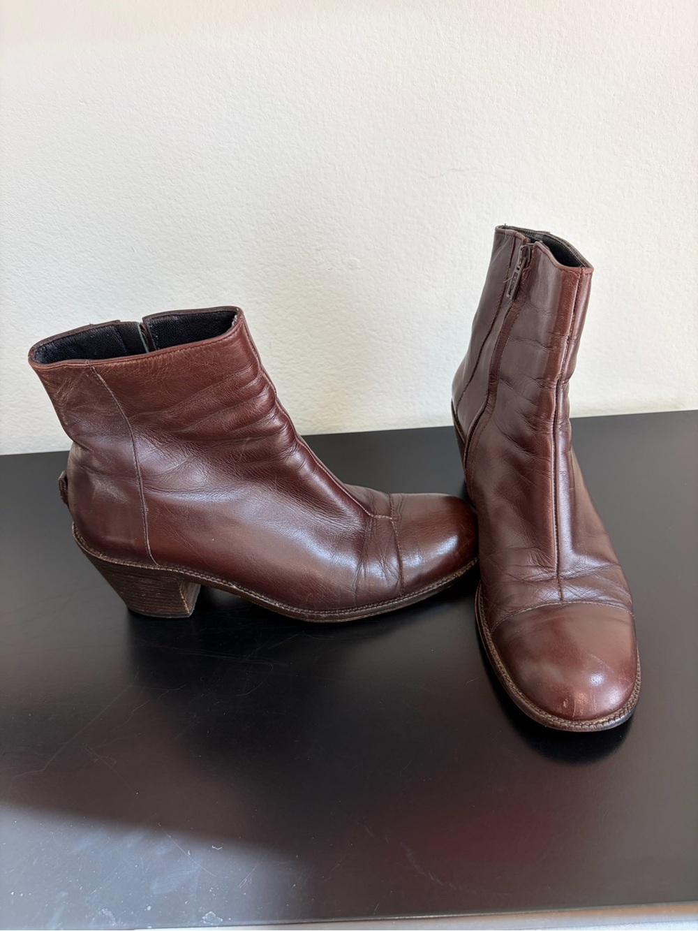 Robert Clergerie Paris for Barneys New York leather vintage ankle boots size 6.5